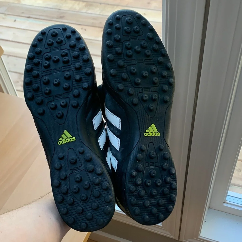 Adidas Black Neon Green Turf Cleats Size 11 Soccer Streetwear - Picture 7 of 9